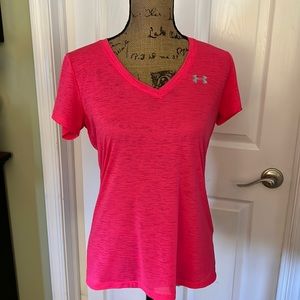 Women’s size small Under Armour v neck tee